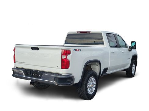 Used 2024 Chevrolet Silverado 2500 LT w/ Convenience Package image 3