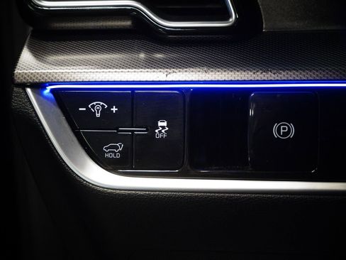 Used 2024 Kia Sportage SX image 29