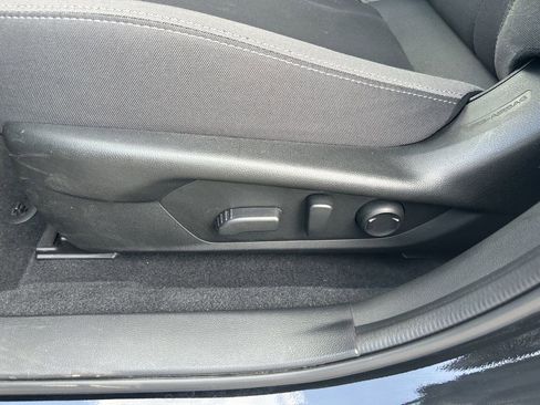 Certified 2025 Subaru Crosstrek 2.0i Premium AWD/4WD image 20