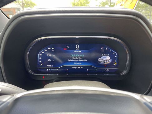 Used 2023 Chevrolet Tahoe High Country RWD image 11
