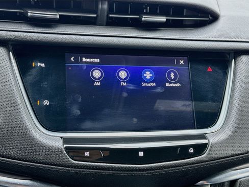 Used 2021 Cadillac XT5 Luxury FWD image 11