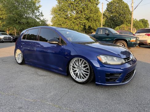 Used 2016 Volkswagen Golf R 4-Door AWD/4WD image 6