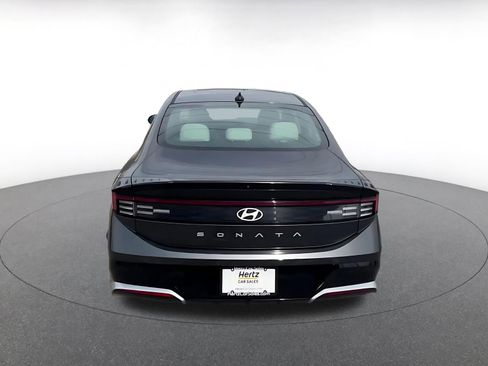 Used 2025 Hyundai Sonata SEL FWD image 12