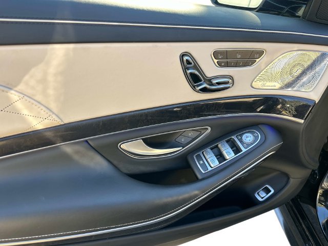 Used 2020 Mercedes-Benz S 560 4MATIC Sedan image 14