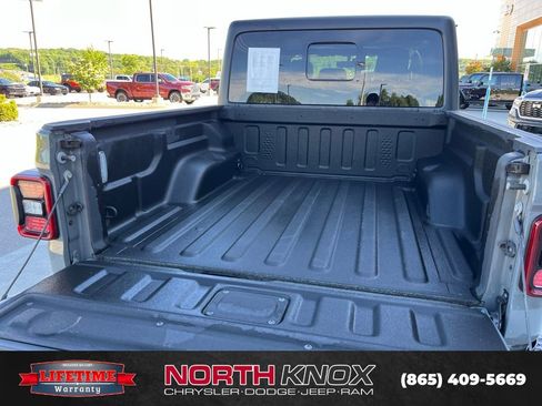 Used 2020 Jeep Gladiator Rubicon AWD/4WD image 19