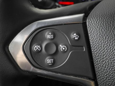 Used 2023 Chevrolet Traverse LT FWD image 26