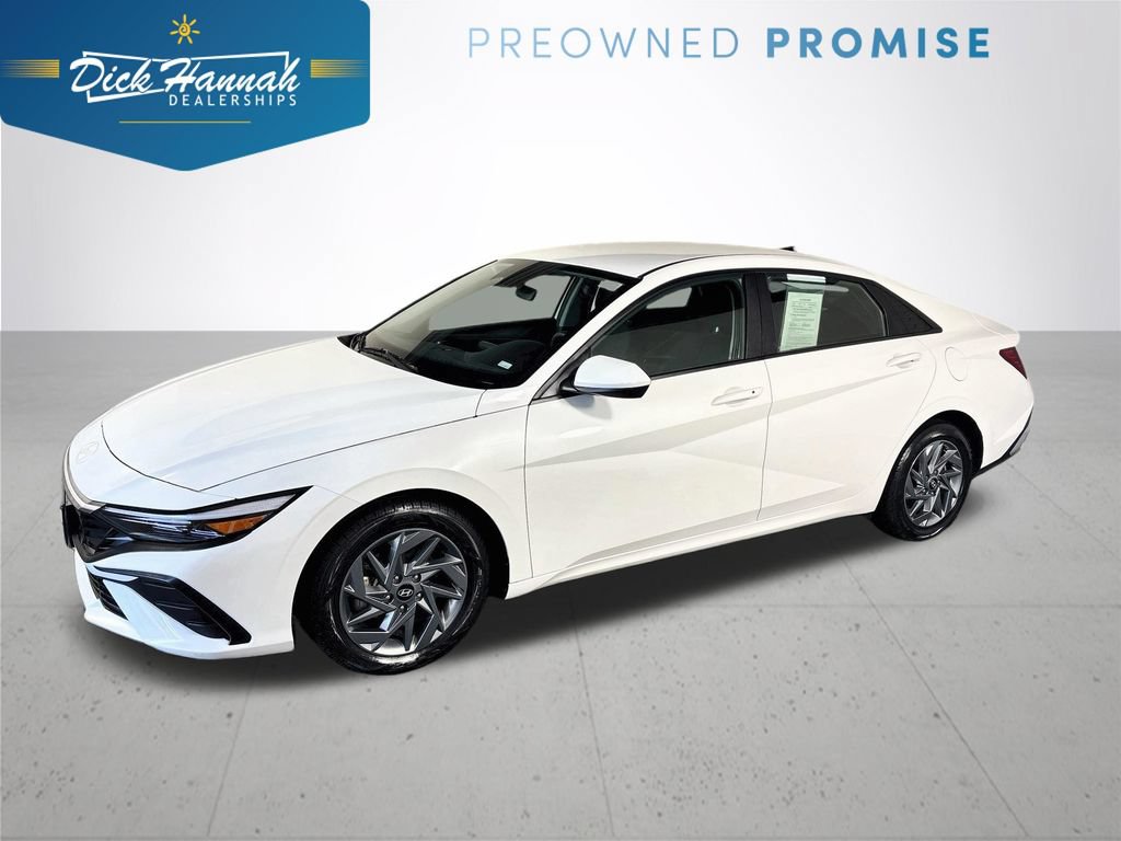 Used 2024 Hyundai Elantra SEL FWD image 1