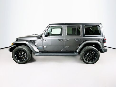 Used 2023 Jeep Wrangler Unlimited Sahara w/ Cold Weather Group AWD/4WD image 4