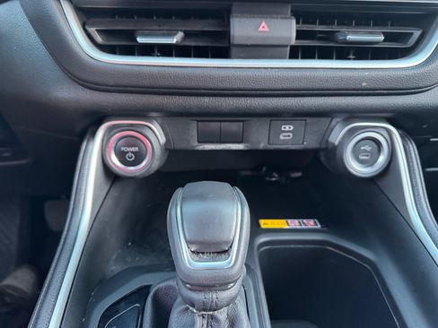 Used 2024 Toyota Grand Highlander AWD Hybrid image 12