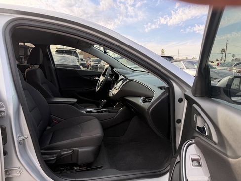 Used 2019 Chevrolet Malibu LT image 26