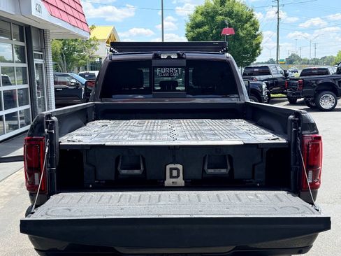 Used 2025 RAM 2500 Laramie AWD/4WD image 10