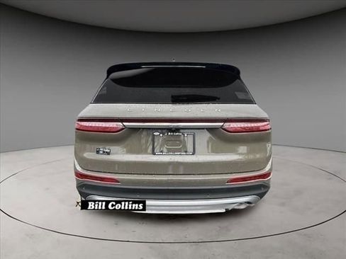 New 2025 Lincoln Corsair AWD w/ Equipment Group 101A image 6