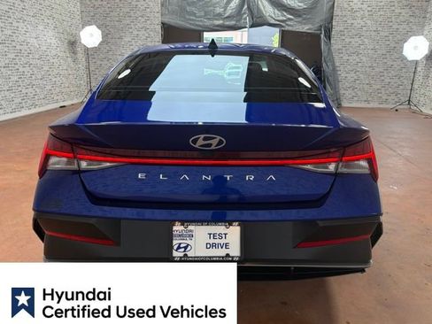 Used 2025 Hyundai Elantra SEL FWD image 6