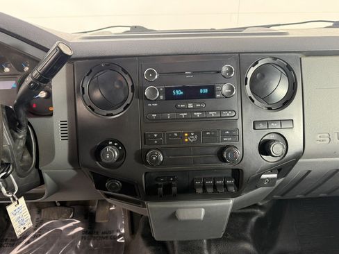 Used 2015 Ford F350 XL w/ Power Equipment Group image 17