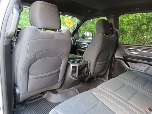 Used 2022 RAM 1500 Big Horn AWD/4WD image 25