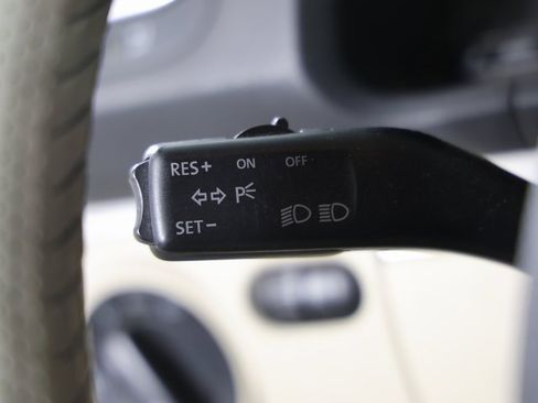 Used 2007 Volkswagen Eos 2.0T image 8