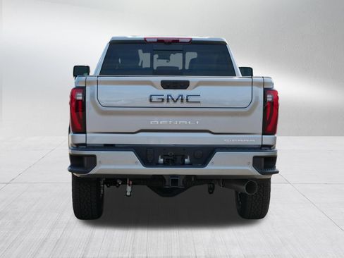 New 2026 GMC Sierra 2500 Denali Ultimate w/ Snow Plow Prep/Camper Package AWD/4WD image 4