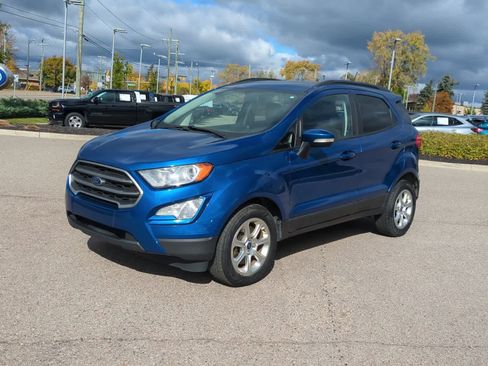 Used 2019 Ford EcoSport SE w/ SE Convenience Package image 4
