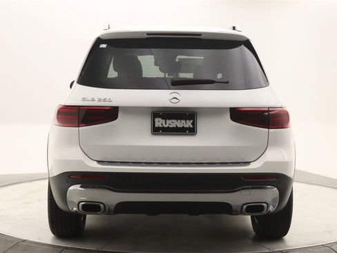 New 2025 Mercedes-Benz GLB 250 image 3