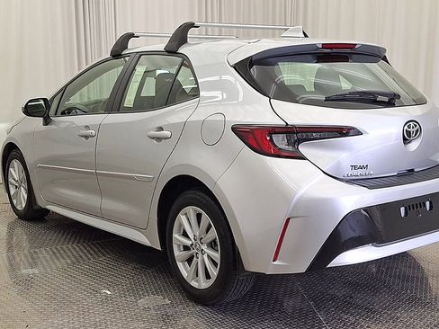 Certified 2024 Toyota Corolla SE FWD image 9