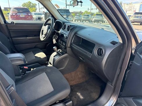 Used 2014 Jeep Patriot Sport w/ Power Value Group AWD/4WD image 32
