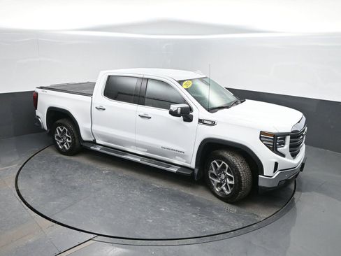 Used 2025 GMC Sierra 1500 SLT w/ SLT Premium Plus Package image 46