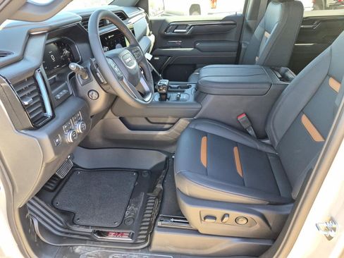 New 2026 GMC Sierra 1500 AT4 w/ AT4 Premium Package AWD/4WD image 10