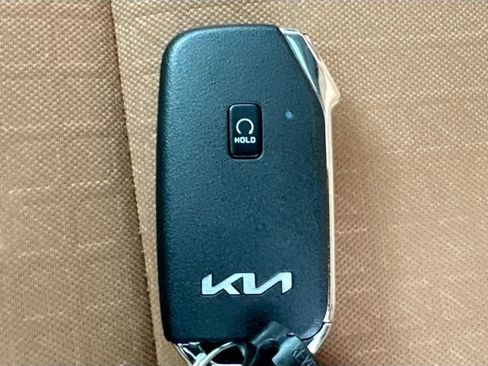 Used 2024 Kia Soul EX w/ Option Group 015 FWD image 18