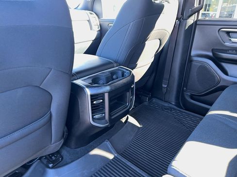 Used 2022 RAM 1500 Big Horn AWD/4WD image 23