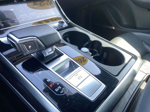 Used 2021 Audi Q7 3.0T Prestige image 29