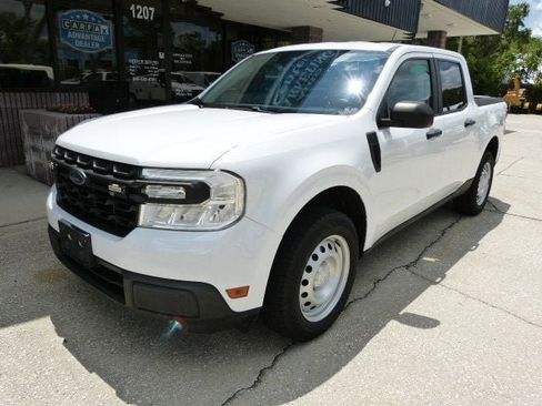 Used 2022 Ford Maverick XL FWD image 2