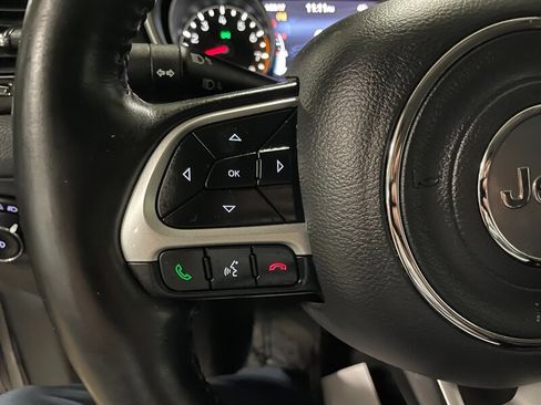 Used 2019 Jeep Compass Limited AWD/4WD image 11