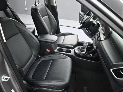 Used 2025 Kia Seltos EX w/ EX Sunroof Package FWD image 14