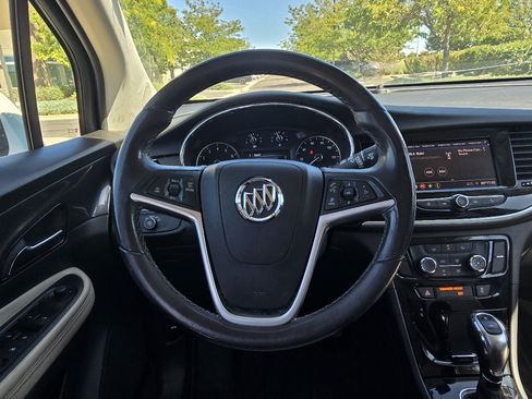 Used 2022 Buick Encore Preferred w/ Safety Package AWD/4WD image 28