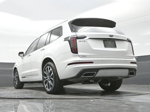 Certified 2025 Cadillac XT6 Sport w/ Platinum Package AWD/4WD image 25
