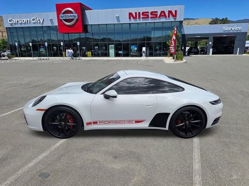 Used 2024 Porsche 911 Carrera RWD image 7