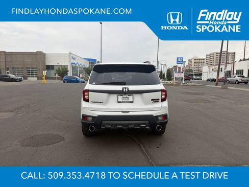 Used 2023 Honda Passport TrailSport image 4