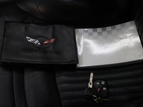 Used 2004 Chevrolet Corvette Z06 w/ Preferred Equipment Group RWD image 42