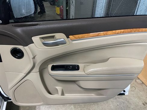 Used 2012 Chrysler 300 Limited w/ Luxury Group image 20