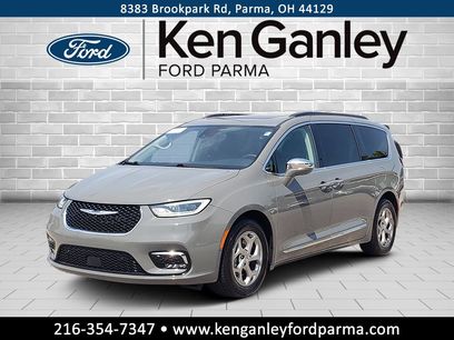 Used 2022 Chrysler Pacifica Limited