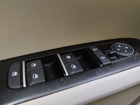 Used 2020 Kia Soul LX FWD image 27