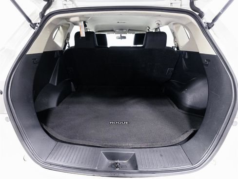 Used 2015 Nissan Rogue S w/ Convenience Package image 9