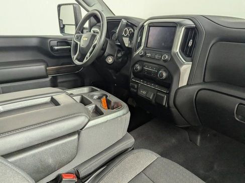 Used 2020 Chevrolet Silverado 2500 LT image 15