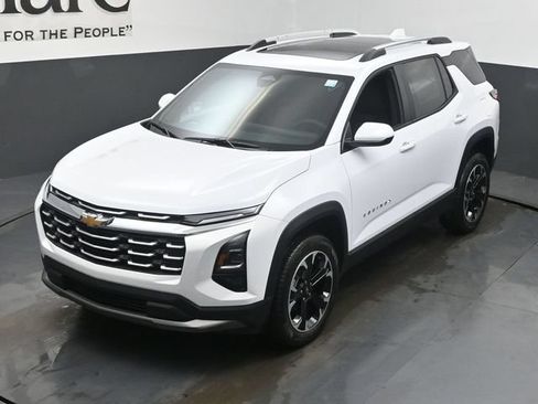 New 2026 Chevrolet Equinox LT w/ LPO, Floor Liner Package FWD image 23