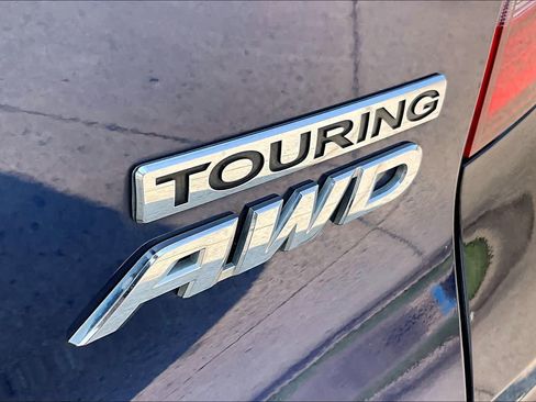Certified 2020 Honda Pilot Touring image 10