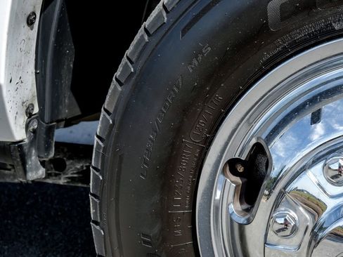 Used 2022 RAM 3500 Tradesman w/ Chrome Appearance Group image 64