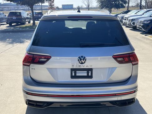 Used 2023 Volkswagen Tiguan SE R-Line image 9