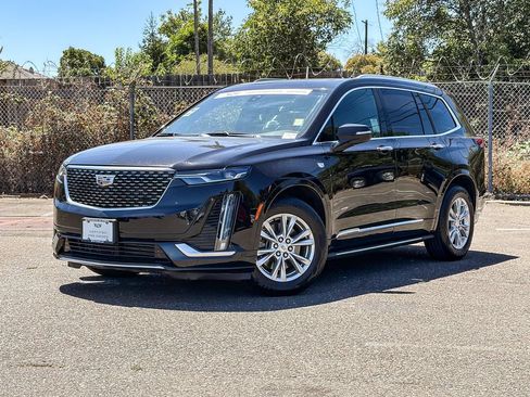 Certified 2023 Cadillac XT6 Luxury FWD image 1