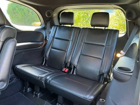Used 2019 Dodge Durango R/T w/ Technology Group AWD/4WD image 12