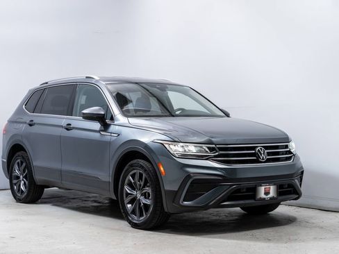 Used 2022 Volkswagen Tiguan SE AWD/4WD image 9